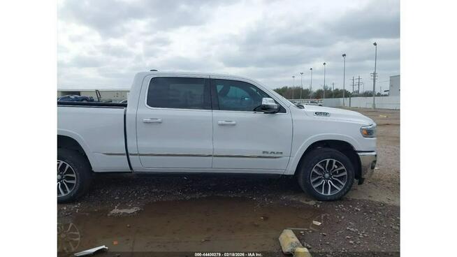 RAM 1500 LIMITED / 4x4 /