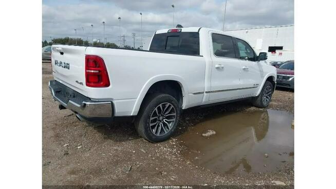 RAM 1500 LIMITED / 4x4 /