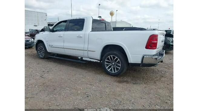 RAM 1500 LIMITED / 4x4 /
