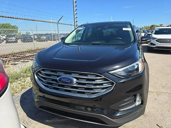 Ford EDGE AWD / TITANIUM / Benzyna