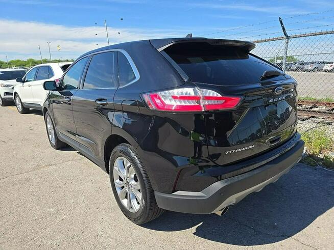 Ford EDGE AWD / TITANIUM / Benzyna