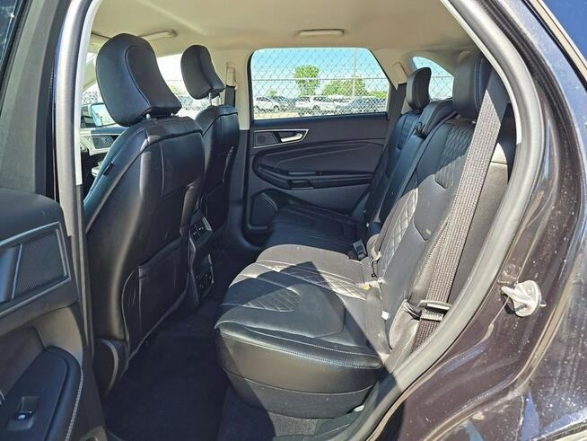 Ford EDGE AWD / TITANIUM / Benzyna