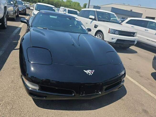 Chevrolet Corvette 5.7 V8 / manual / niski przebieg