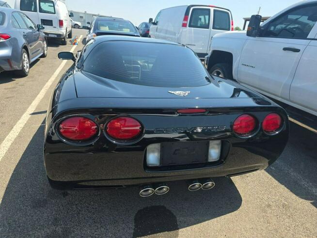 Chevrolet Corvette 5.7 V8 / manual / niski przebieg