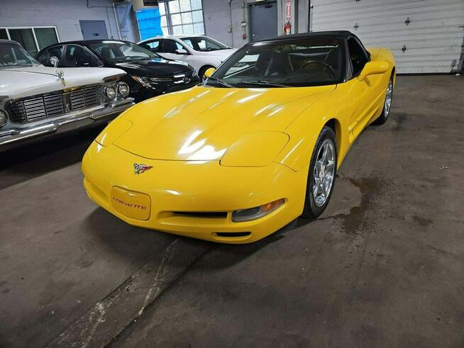 Chevrolet Corvette CABRIO / 5.7 V8 / bardzo niski przebieg