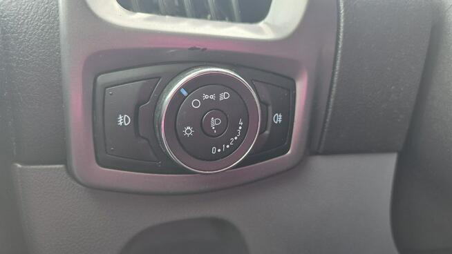 Ford Transit Custom skrzydełka czujniki parkowania przód i tył klima super stan