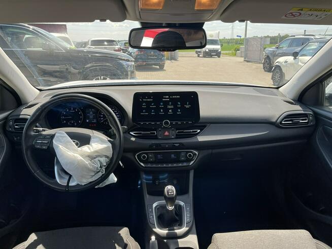 Hyundai i30 1.5l LED HAK Kamera Podgrzewanie Klimatronik