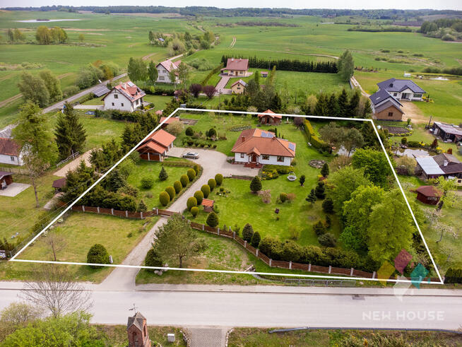 Posiadłość z prywatnym stawem i pięknym ogrodem
