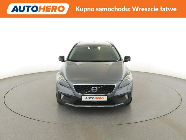 Volvo V40 Cross Country D3 automat CrossCountry PDC navi grzane fotele hak tempomat bixenon