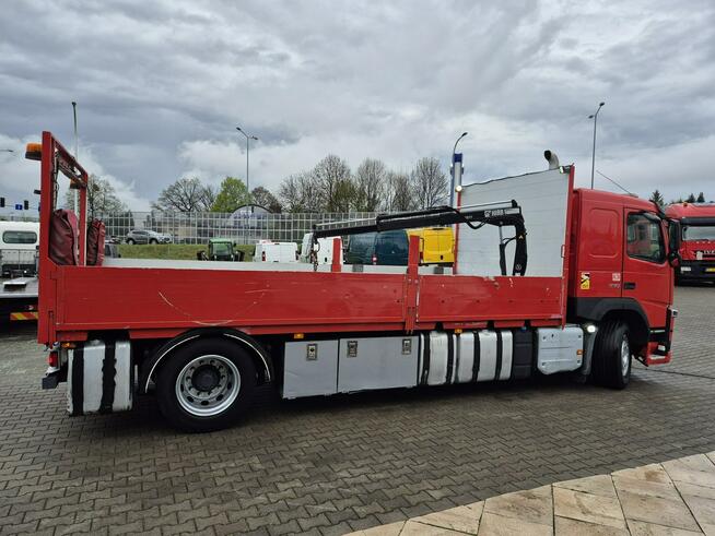 Volvo FM 330/ SKRZYNIA / HDS HIAB 840KG / KABINA SYPIALNIANA /AUTOMAT!