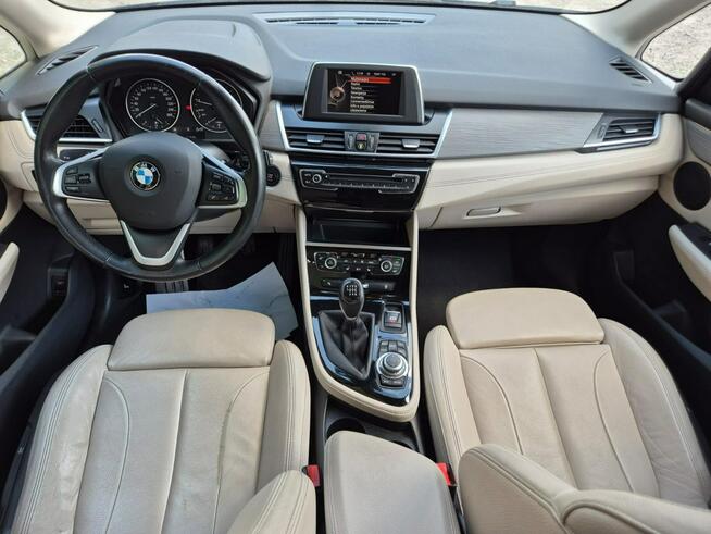 BMW Active Tourer 1 wł Full LED bezwypadkowy 2x koła Skóra kamera ASO