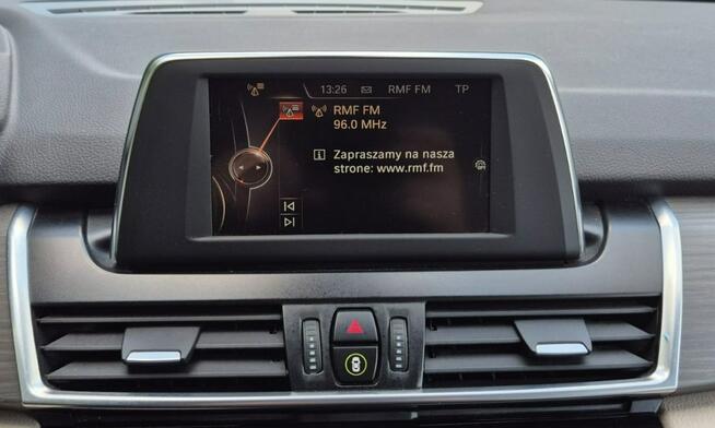 BMW Active Tourer 1 wł Full LED bezwypadkowy 2x koła Skóra kamera ASO