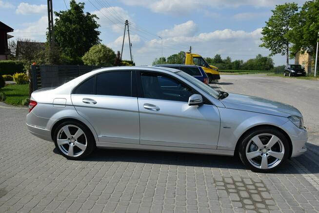Mercedes C 180 1.6B Klima Fotele z Pamięcią Nowy Rozrząd 2 KPL KÓŁ Sprowadzony