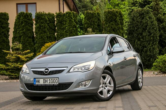 Opel Astra Klimatyzacja Podgrzewane Fotele Tempomat Podgrzewana Kierownica