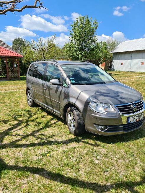 Sprzedam Volkswagen TURAN 1,9TDI 105KM 2007 ZADBANY