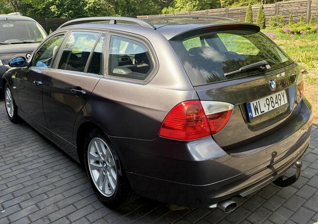 BMW 318i - całe ORYGINAŁ LAKIER - udokumentowany przebieg