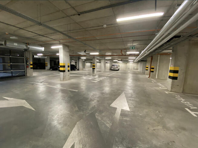 Miejsce postojowe, Garaż, Parking ANGEL ul. Walońska-Traugut