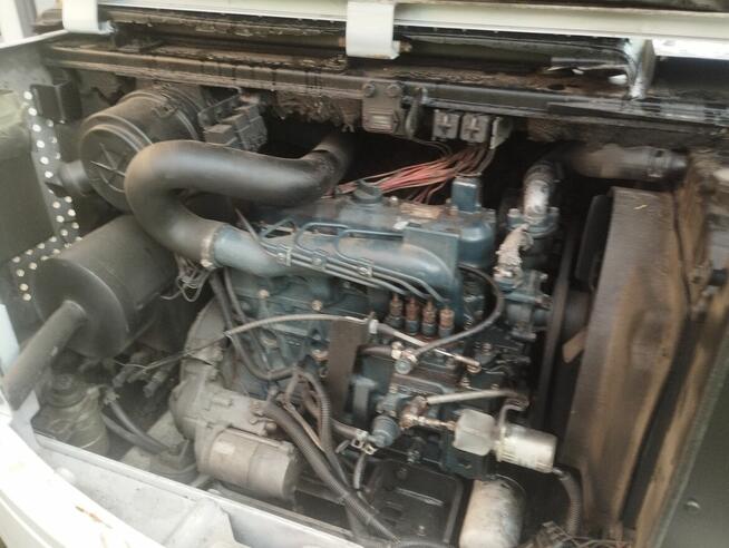 Sprzedam koparkę bobcat x331 1999 rok
