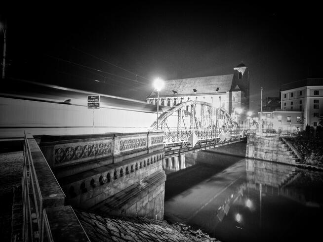 FOTOGRAF do wynajęcia. Szeroki zakres usług.