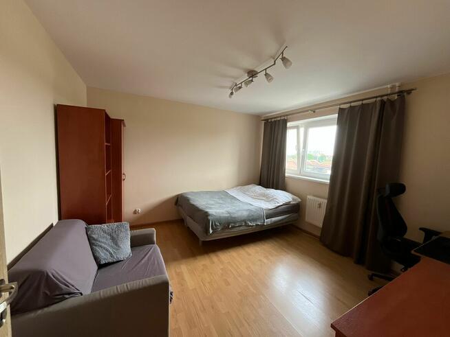 2-pokojowe 59,9 m² | balkon | winda | – Wyb. Korzeniowskiego