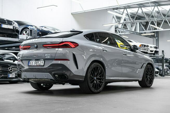 BMW X6 40i 381KM M-Sport Pro. Nowa 542.700 zł. Pneumatyka, Hak.