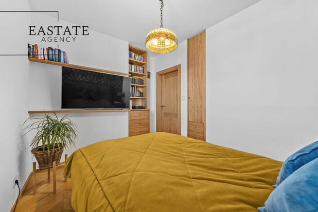 2 pokoje (możliwość 3), 65,8 m², loggia, garaż