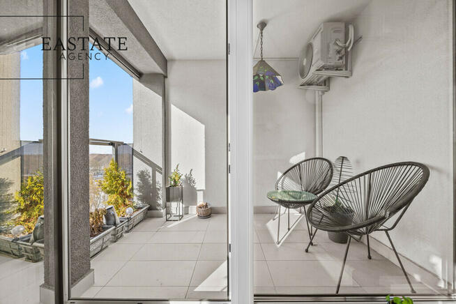 2 pokoje (możliwość 3), 65,8 m², loggia, garaż