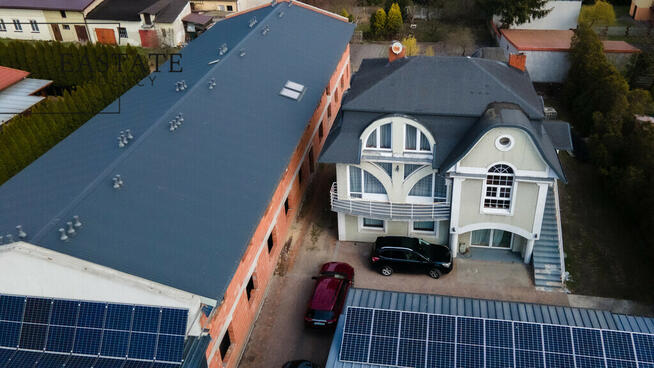Dom wolnostojący 222,13 m²/ hotel w budowie 762 m²