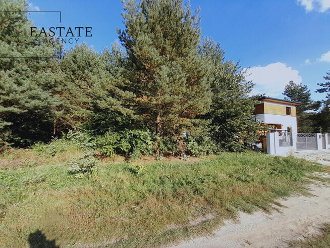 Działka budowlana 904 m² – spokojna okolica, dojaz