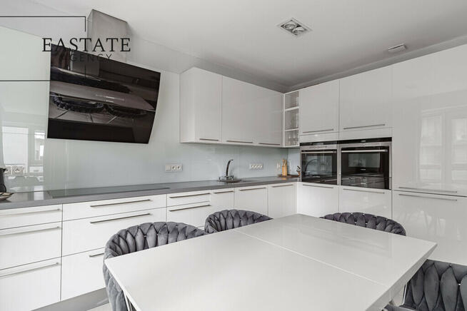 Apartament z panoramą centrum Warszawy