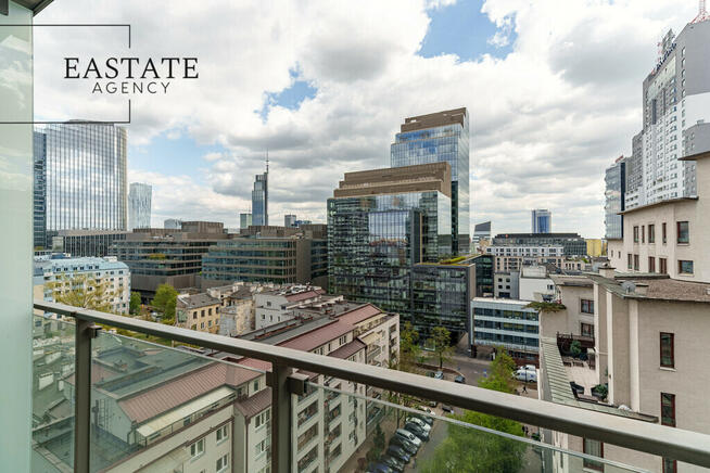 Apartament z panoramą centrum Warszawy