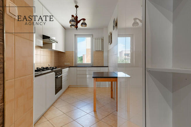Przestronne 3 pokoje, 64 m², garaż, 3. piętro