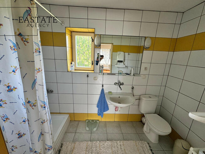 Na sprzedaż przestronny dom 280 m² na działce 0,9 ha – Świdno, gm. Mogielnica