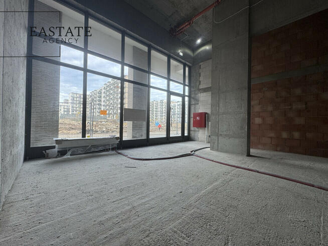 Lokal 197 m², parter, duże witryny, ursus