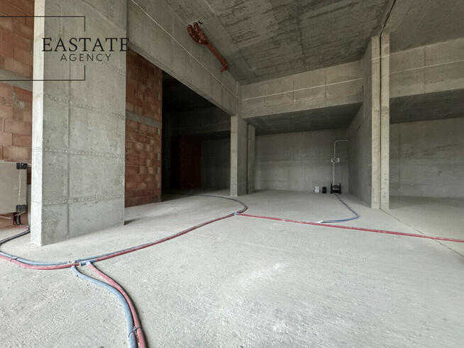 Lokal 197 m², parter, duże witryny, ursus