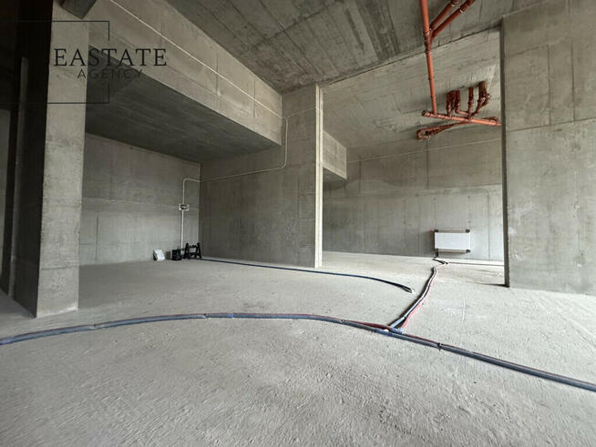 Lokal 197 m², parter, duże witryny, ursus