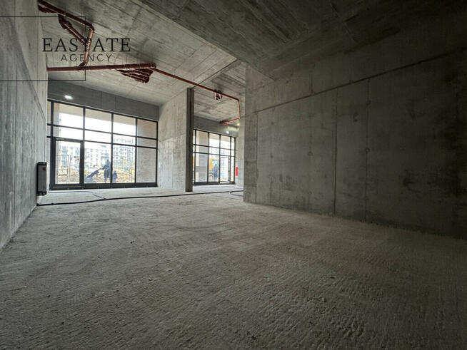 Lokal 197 m², parter, duże witryny, ursus