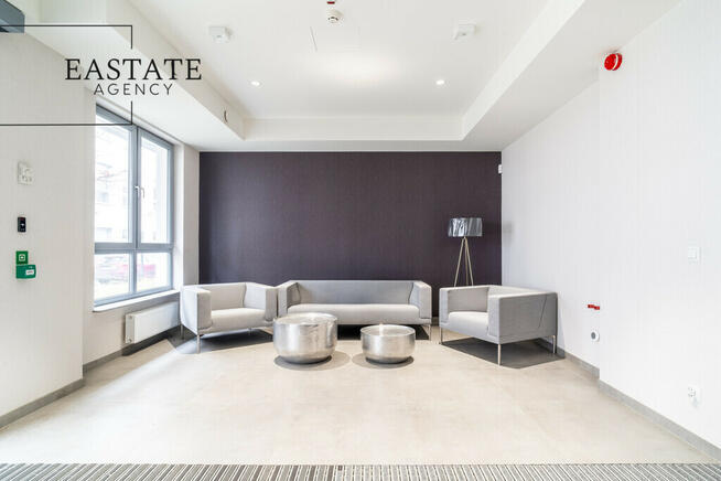 Lokal Do Adaptacji, Dostępny Parking, Blisko SKM