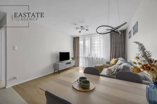 loggia | garderoba | Rondo Wiatraczna