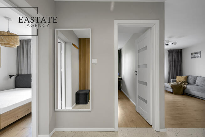 loggia | garderoba | Rondo Wiatraczna