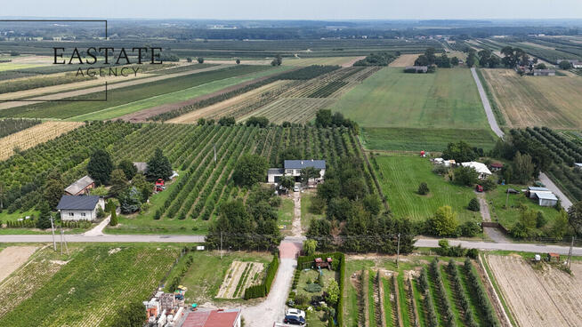 Na sprzedaż działka 0,9 ha z domem 280 m² – Świdno