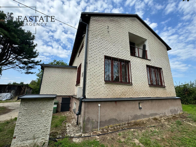 Na sprzedaż działka 0,9 ha z domem 280 m² – Świdno