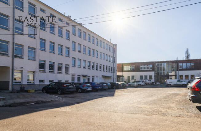 Lokal 31,90 m2, Darmowy Parking, Blisko SKM