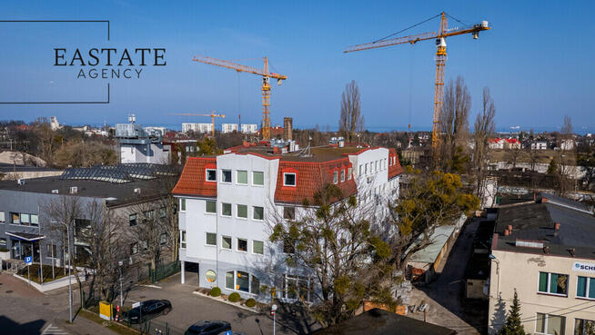 22m2 Biura, Winda, Blisko SKM, Parking