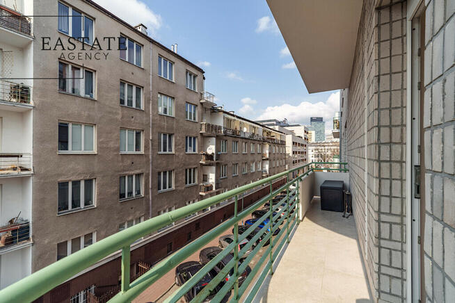 Plac Zawiszy / Oddzielna kuchnia / Duży balkon