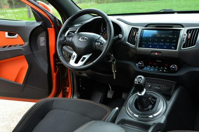Kia Sportage 1.7CRDI*Panorama*Navi*Kamera*Alu*Led*