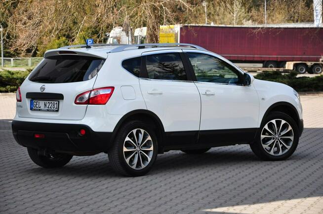 Nissan Qashqai 2,0 Benz 140KM 4x4 Xenon Skóry Navi Kamera Panorama Alufelgi PDC z DE