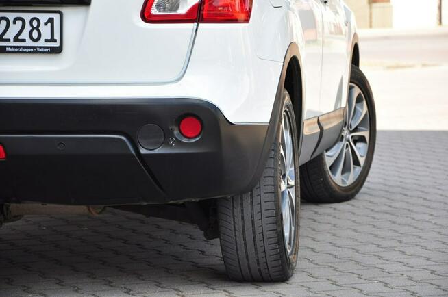 Nissan Qashqai 2,0 Benz 140KM 4x4 Xenon Skóry Navi Kamera Panorama Alufelgi PDC z DE