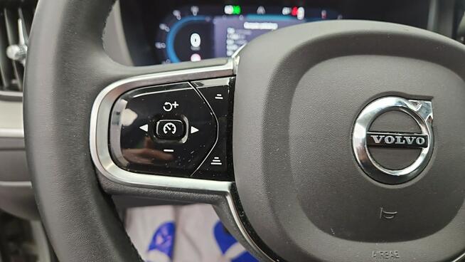 Volvo XC 60 B4 D AWD Plus Dark aut ! Z Polskiego Salonu ! Faktura Vat !
