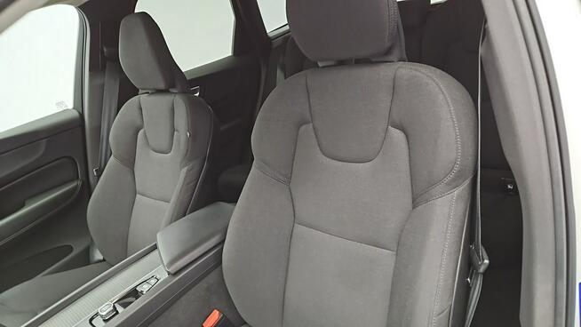 Volvo XC 60 B4 D AWD Core aut ! Z Polskiego Salonu ! Faktura Vat !